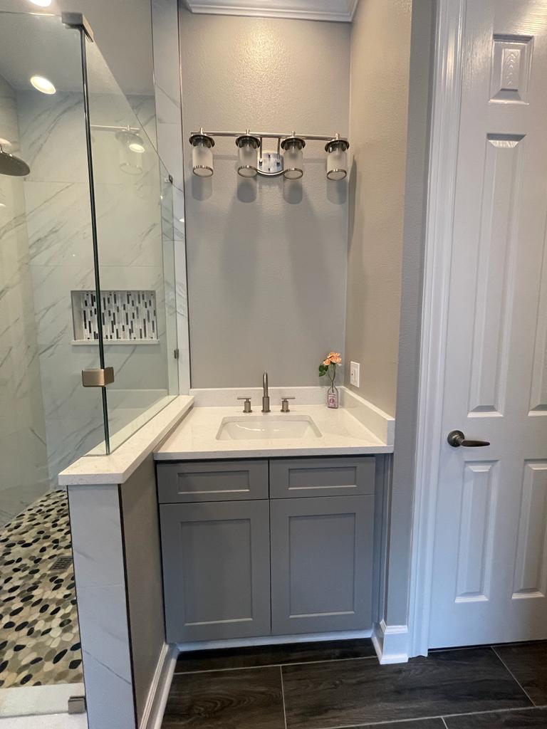 Bathroom Remodeling Services 77048 Stunning Effortless