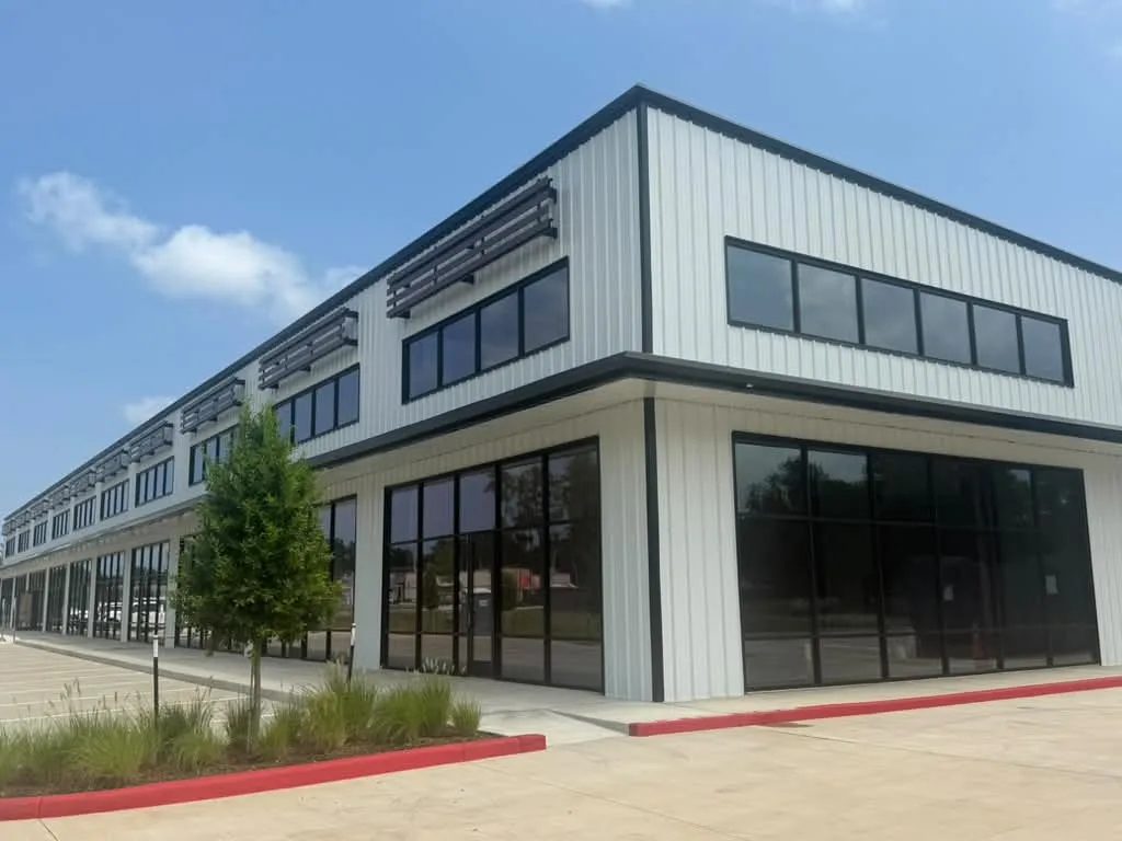 Glass installation project 27 — Tell Projects Houston TX