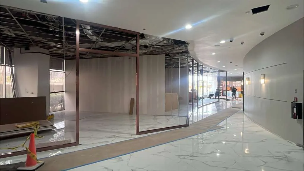 Commercial interior glass fit-out — Tell Projects Houston